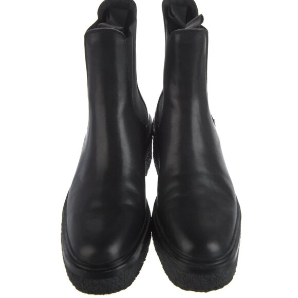 Loeffler Randall - Picture 2 of 3